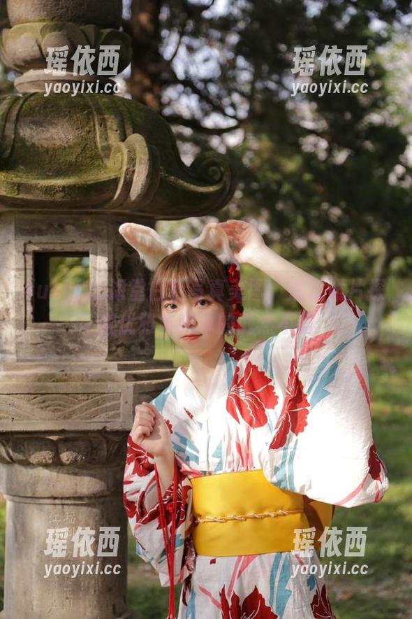 fushii_海堂 fushii_海堂白色写真美图,透过照片探索优雅与简单的截然不同
