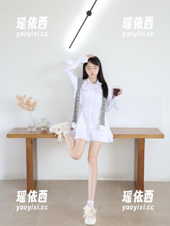pans - 揭秘苏琪眼镜写真，丰富资源与高清图片让你惊艳！