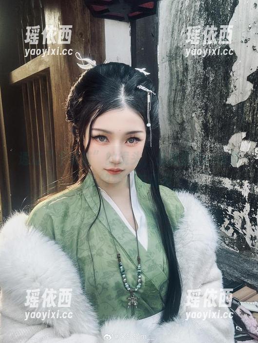 透过“不呆猫”的镜头，品味甜心cos原图的梦幻与现实