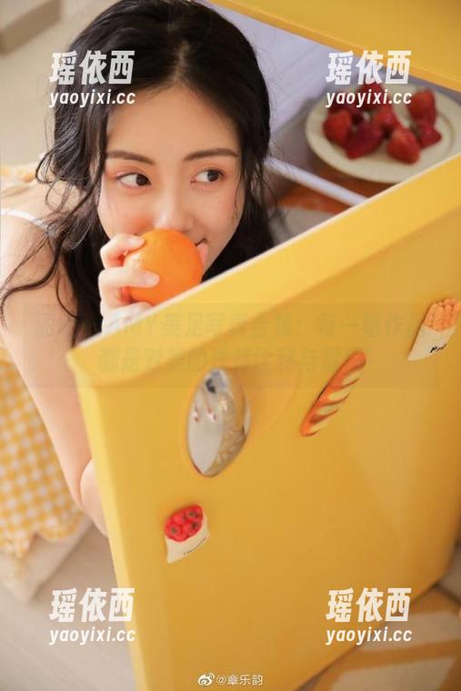 丽柜-AMY 丽柜 - AMY美足写真合集:每一幅作品都是对美的独特诠释与展现