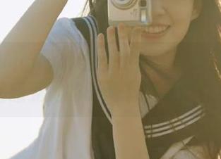 丽柜 – Vicky裤里丝在线写真美图,让我们一起感受她的时尚态度与个性展现!
