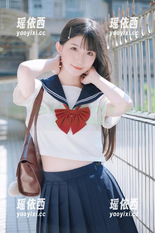 丽柜 - 走近兔子情丝的全套写真：窥探她内心的浪漫情愫
