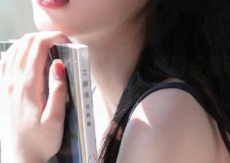 丽柜 – 甜甜双生花迎春：原图资源带你畅游春日的浪漫