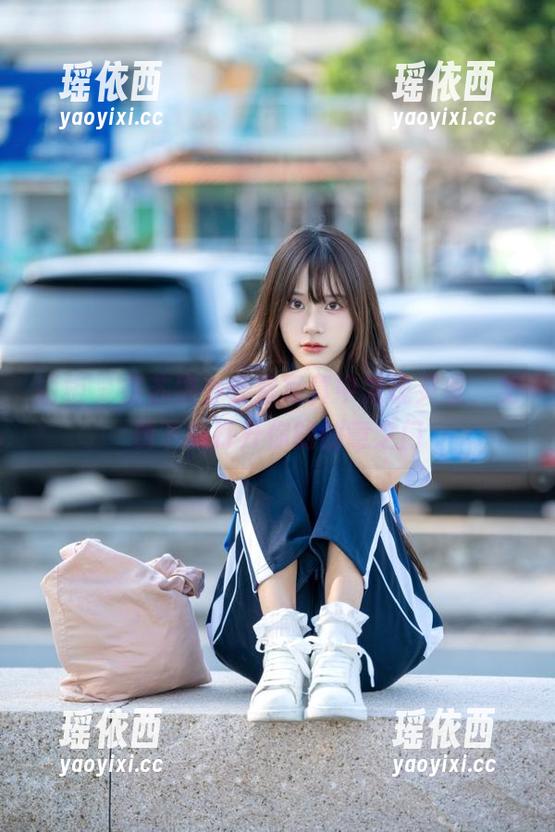 丽柜 - 在苏黎办公室写真中发现灵感，免费下载打开你的创意之门