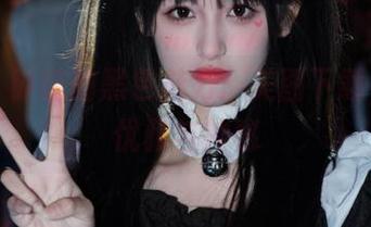 丽柜 – 钟晴的黑色魅力：美图下载，尽显优雅与神秘