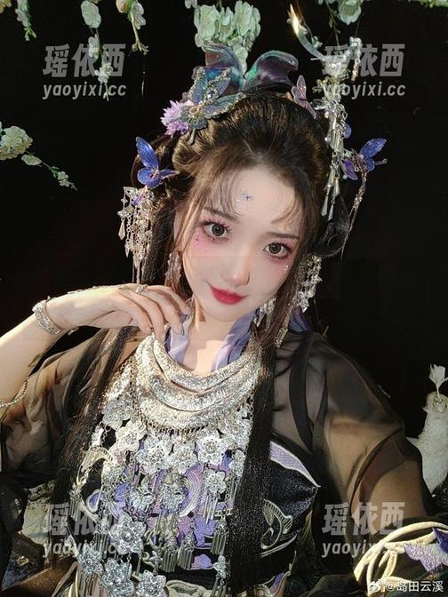 私拍心事如云，云溪溪的美图让你瞬间心动不已！