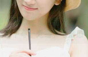 克拉女神 – 释放视觉冲击力：查看瑞莎修女原图中每一处细节与情感表达