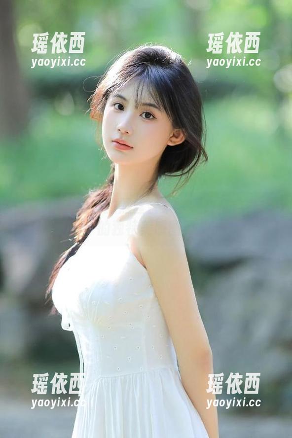 兔玩映画河边的黑丝合集：绽放在自然中的独特美感图册