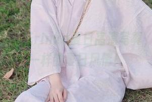 观赏冲田凛花rinka夏日高清写真，感受不一样的夏日风情！