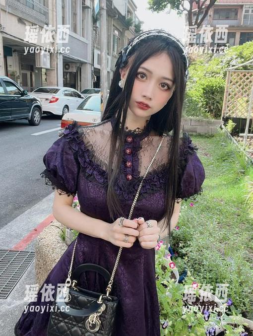 冲田凛花rinka比基尼套图，炸裂视觉的诱惑合集，让你在沙滩上无法自拔