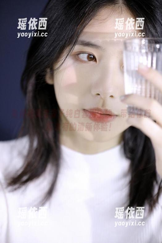 免费超美凉凉子纯白套图上线，带给你前所未有的清新体验！