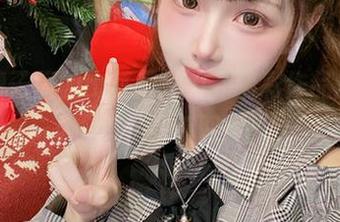 探索凛子酱的比基尼魅力，精彩作品尽在网盘一键获取！