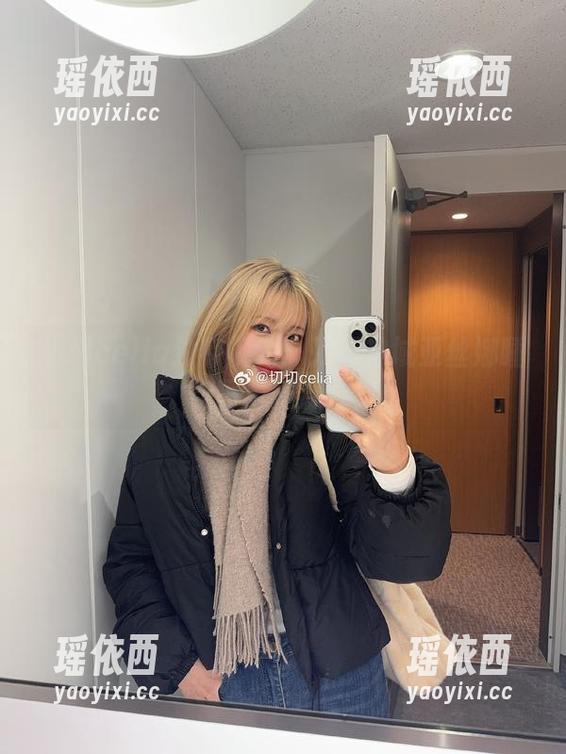 切切celia独特视角：刀剑神域亚丝娜睡衣写真资源合集