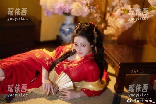 经典水手服搭配叉子宝宝：高清图集展现多样风格