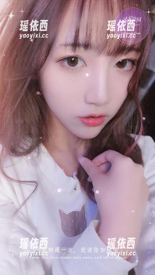 深入了解啾小妍Deer，金发芭比私房原图分享，展现个性魅力的无限可能