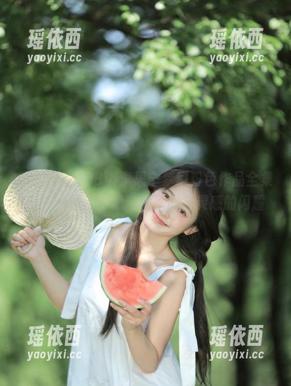嗲囡囡 - SiByl李思宁梦幻粉色作品全集：每一张都是心动的瞬间与灵感的闪耀