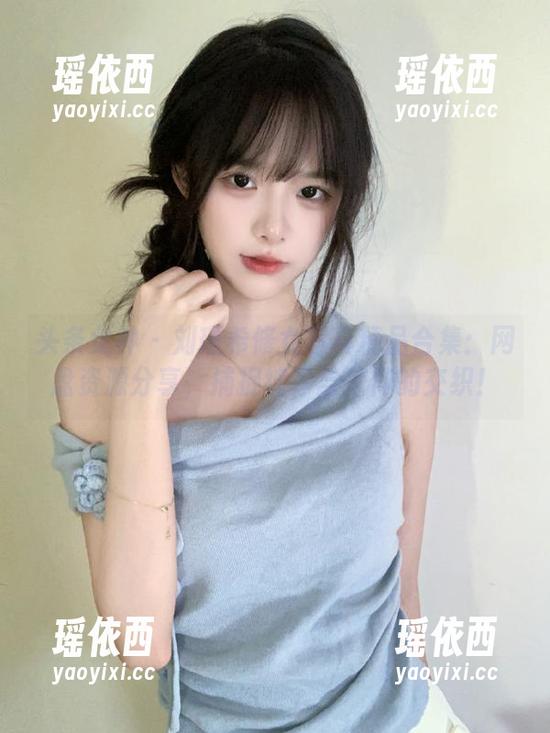 头条女神 - 刘瑾希修女写真精品合集：网盘资源分享，捕捉纯净与信仰的交织！