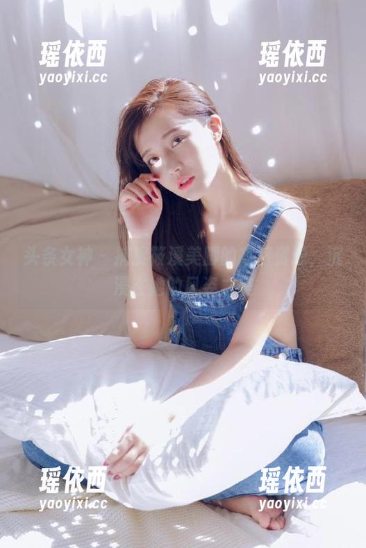 头条女神 - 捕捉筱溪美脚的高清资源，沉浸在她的风姿之美