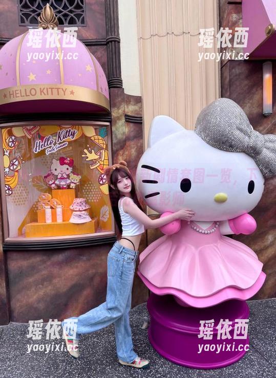 头条女神 - 高萌萌最新剧情套图一览，下载后化身摄影师