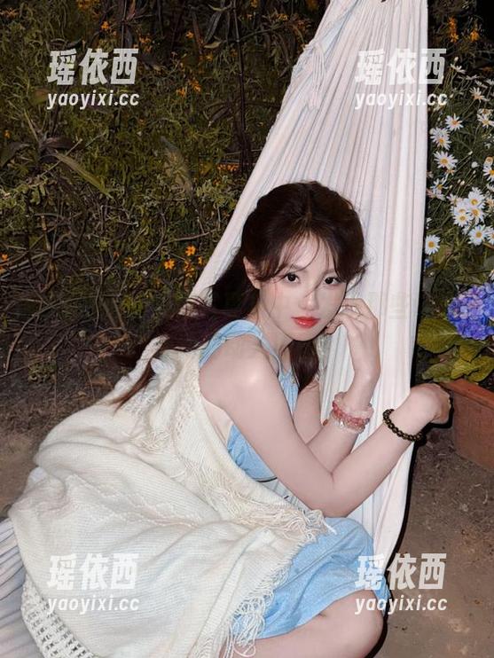 在女主K的天使写真集中，发现那些让人心动的动人原图！