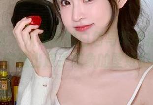 妖精视觉 – 从琳琳的白色写真中挖掘灵感，创造出超乎想象的壁纸幻想