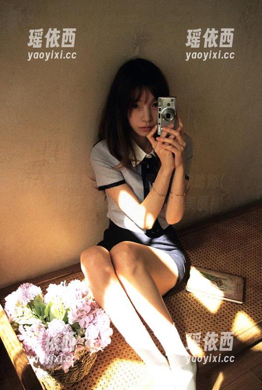 纯白写真惊艳来袭，免费下载宋哈娜(송하나)的艺术作品，带回家的美丽！