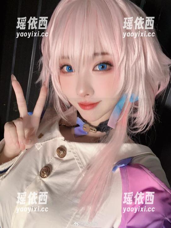 宫本桜倾情呈现：超美秘书写真合集已上传网盘，快来下载吧！