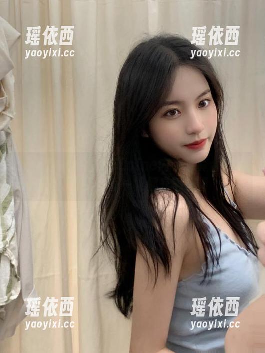 微密圈 - 小仙女ELaine内衣写真合集火热更新：每一帧都充满惊喜