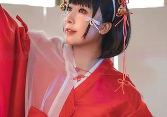 小容仔咕咕咕w带你走进美图图集，感受为师爱犬的萌趣生活！