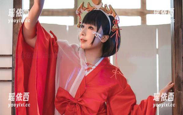 小容仔咕咕咕w带你走进美图图集，感受为师爱犬的萌趣生活！