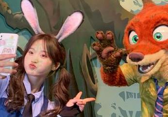 少女秩序 – 乐栀美足写真的魅力：原图背后的故事，作品揭示数字与艺术的交汇！