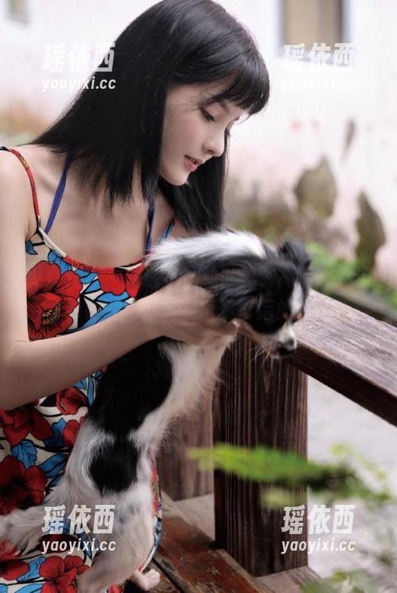 少女秩序 - 走进小满的世界，高清图册记录她的内部定制写真背后的故事