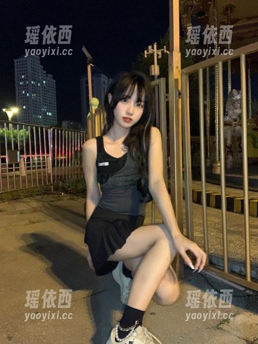 尤果网 - 发现不一样的小喜，她的奶牛私拍套图让生活充满乐趣!