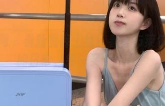 尤果网 – 最新图库上线!看看布莱尔昆娜的日常,笑一笑十年少!