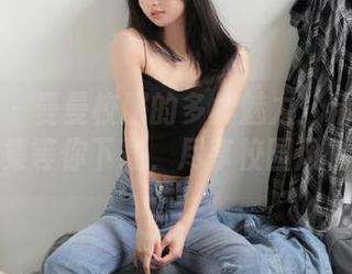 尤果网 – 曼曼校服的多样魅力：精彩写真合集等你下载，尽享校园风情！