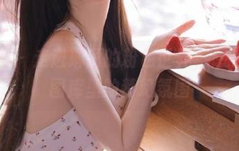 尤果网 – 走进琳丽的粉色世界，感受写真图库里的梦幻氛围
