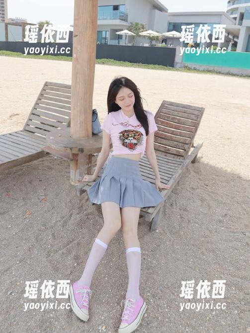 尤果网 - 萌萌在线的清纯分享，图片每一张都是青春的缩影！