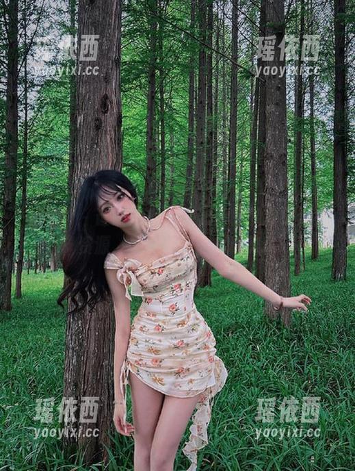 尤果网 - 谭晓彤私拍厨娘：即刻获取独家资源，感受厨房的优雅舞动