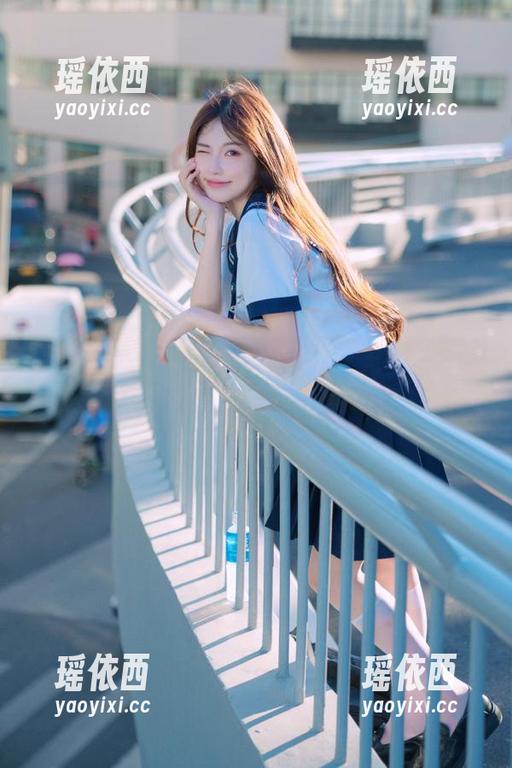 尤果网 - 赵伊彤的秘密花园：无圣光下的秘书写真图片展现她的迷人气质