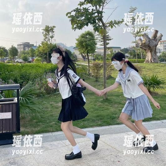 尤蜜荟 - 欧阳LuLu夏日写真最新分享，带你领略清新与热辣的双重风味！