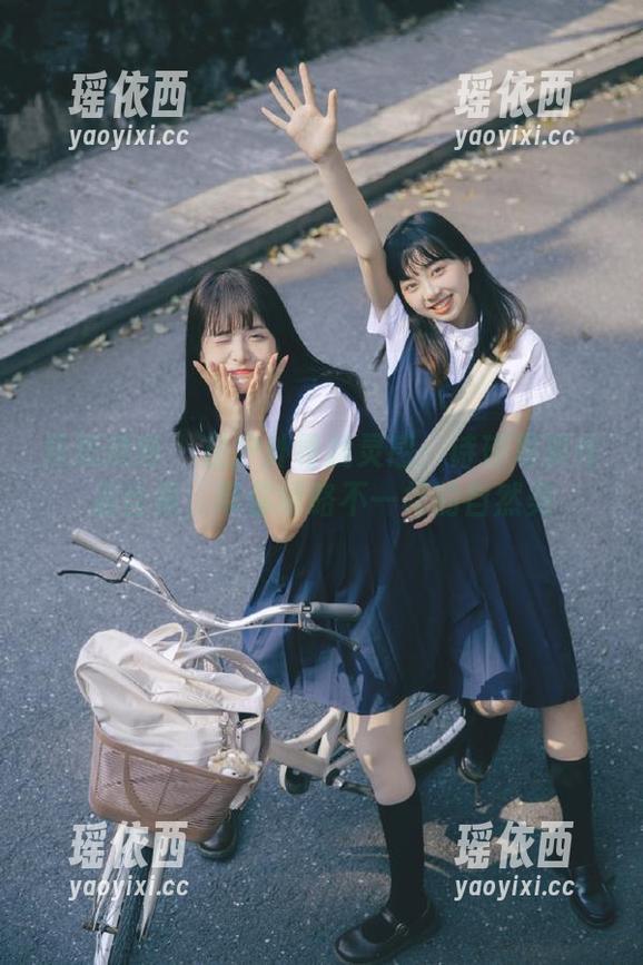 异思趣向-诗琪 异思趣向 - 在户外寻找灵感:诗琪写真作品合集,带你领略不一样的自然美