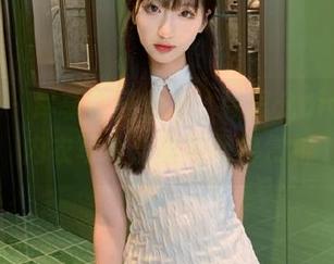 微密圈 – 尽享夏日魅力，张思允nice三亚内衣写真合集与图包赏析