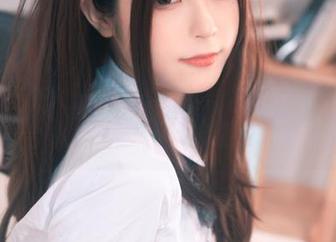 走进拖拉大王的艺术世界：妹妹写真精华合集，展现无穷创意与灵感