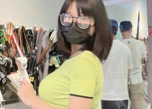 无颜小天使wy写真合集，邻家的老婆壁纸让室内充满爱意
