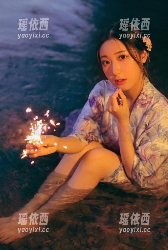 星颜社 - 拿起相机，记录安安Angel的户外私拍套图，分享她的青春气息！