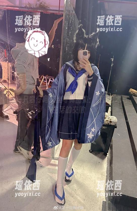 是一只熊仔吗灰丝写真图集：感受艺术与生活的交融