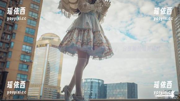 原图欣赏：木花琳琳是勇者肉色丝袜换装play，分享她的绝美瞬间