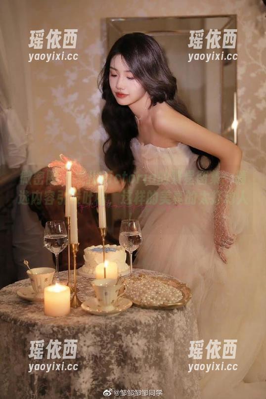 微密圈 - 果儿Victoria的繁星图集：精选内容引发吐槽，这样的美真的太打动人！