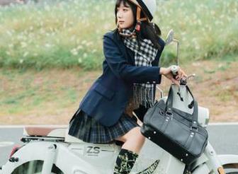 果团网 – 龚玥菲蕾丝写真最新更新，细腻展现女性柔美与力量