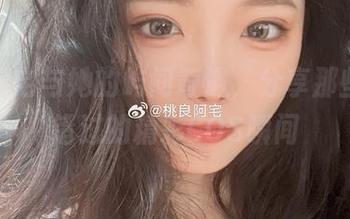 桃良阿宅与她的屿间奇遇，分享那些不可错过的精彩COS瞬间